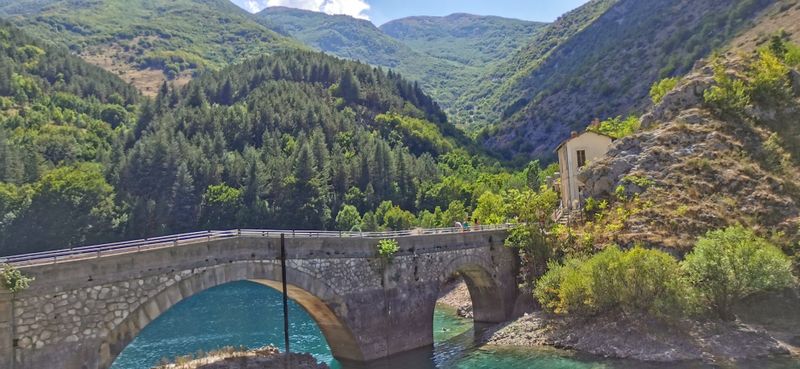 Perché scegliere la montagna in estate? Tutti i motivi per partire 6 Meglio partire da soli o in compagnia?