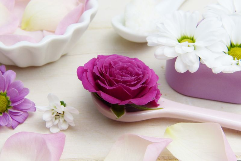 Cosmetici bio, cosa cambia davvero nella cura quotidiana della pelle 2 Cosmetici bio, cosa cambia davvero nella cura quotidiana della pelle