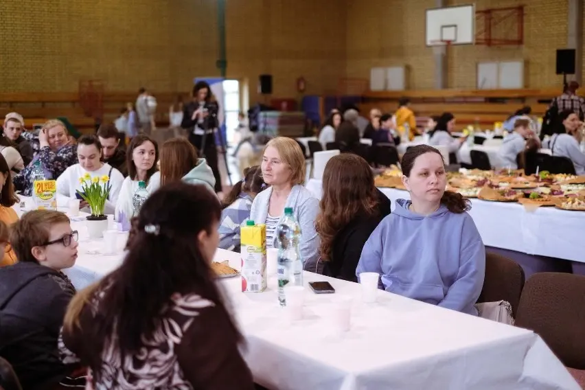 Пасхальный завтрак для беженцев в Белостоке фото 33