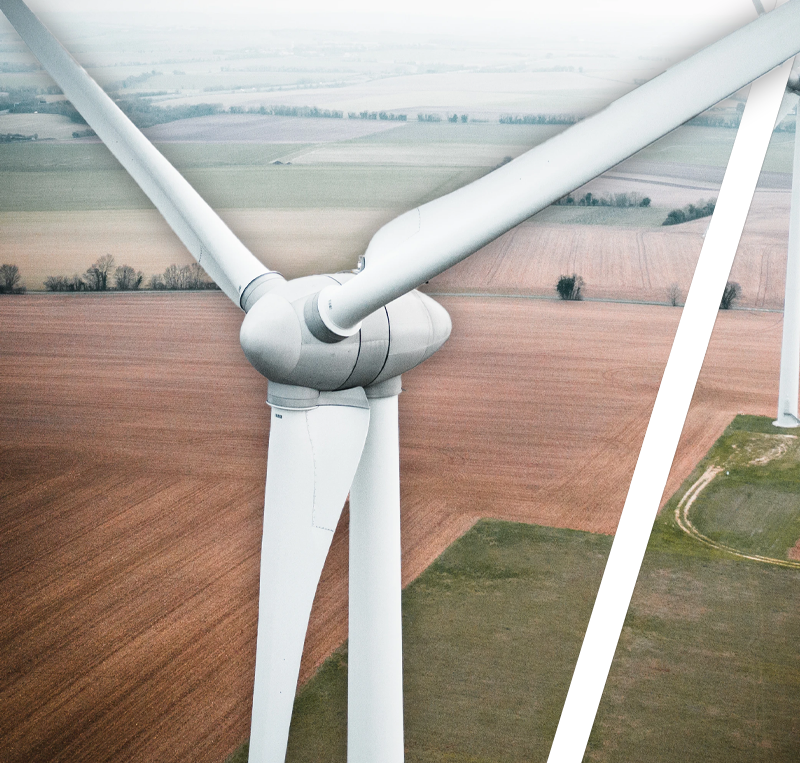 Sürdürülebilir enerji için kullanılan bir rüzgar türbini.