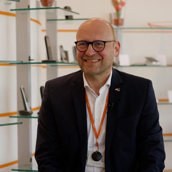 „Standardization was a must for us, which is why we have decided on public cloud.” - Gunther Schlingemann, Senior Vice President IT, Gigaset