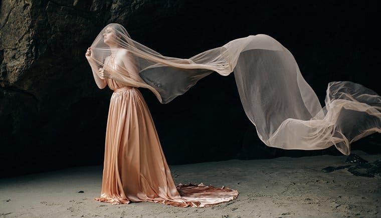 Spuren im Sand – Emily Riggs Braut Session von M.K. Sadler Photography