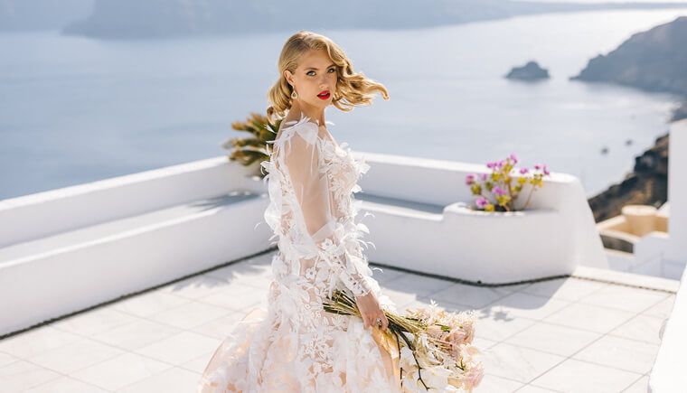 Elegant Spring Wedding in the Caldera heart of Santorini