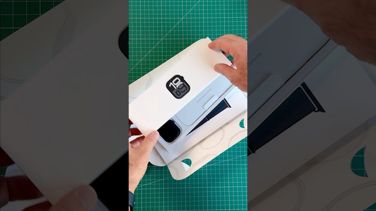 1 dakikada Apple Watch Series 10 kutusundan çıkıyor! #shorts #applewatchseries10