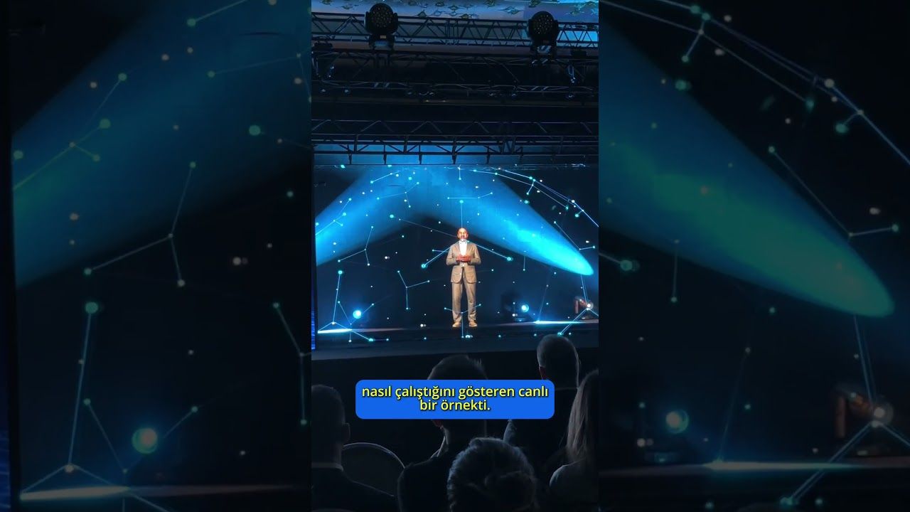 Türk Telekom 5G Hologramla CEO’yu Sahneye Getirdi! Gerçek mi, Teknoloji mi?