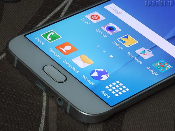 Samsung-Galaxy-A8-Review-in-Farnet-14