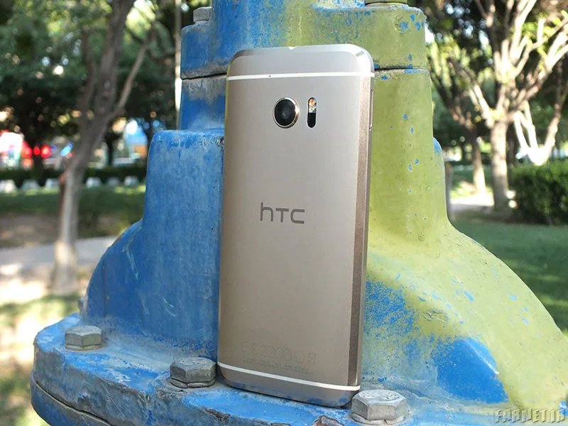 HTC-10-Review-in-Farnet-13