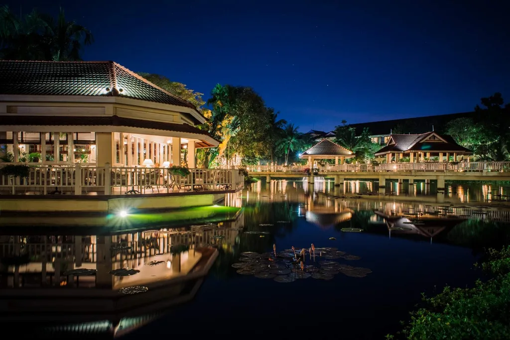 resort restaurants in front of lake at night
