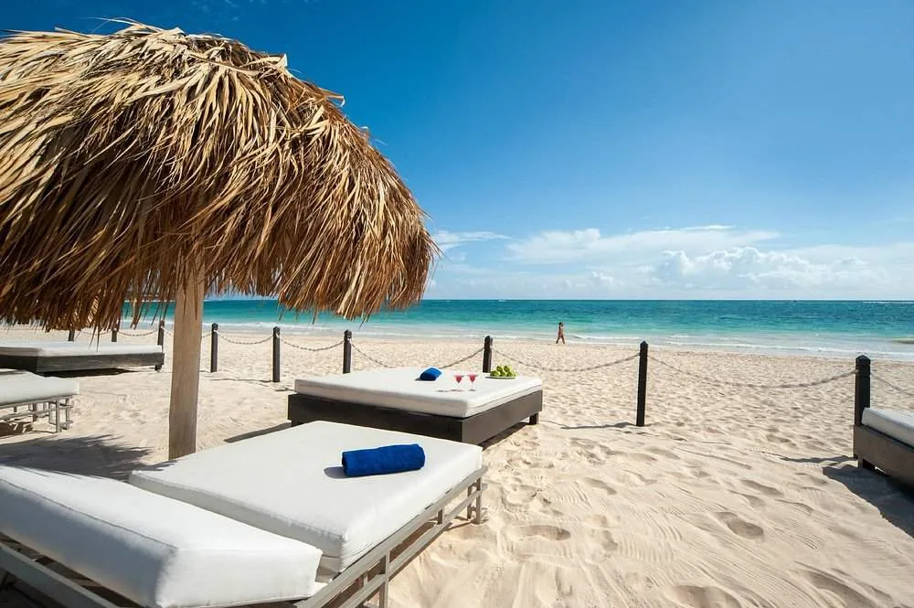 lounge beds at the beach