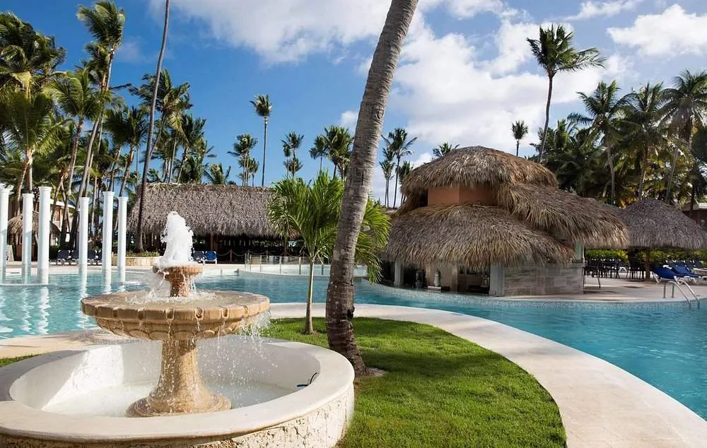 fountain next to pool