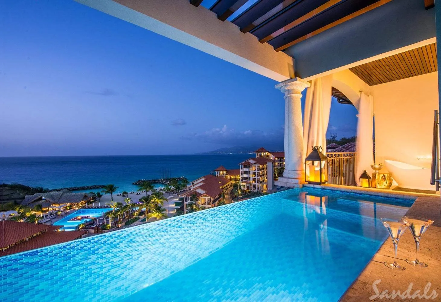 square infinity pool overlooking ocean