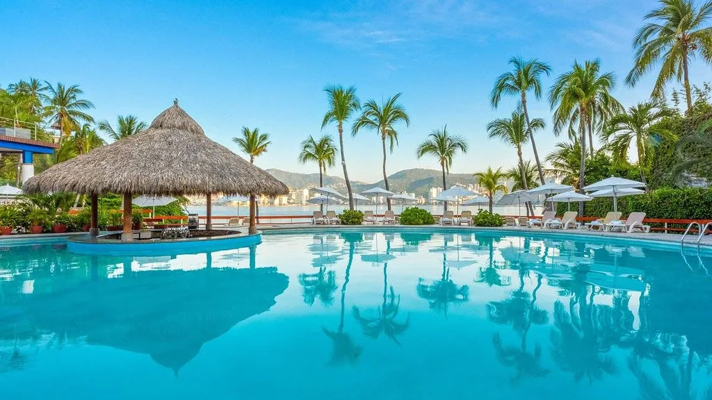 large resort pool with swim-up bar