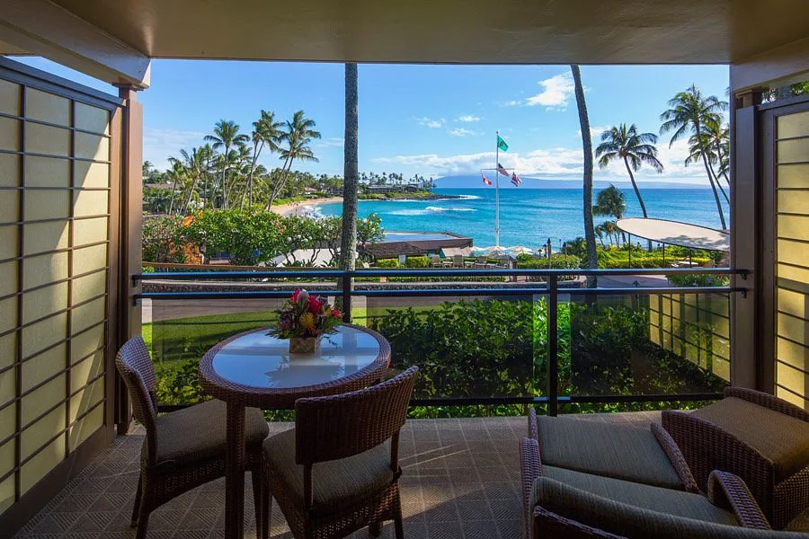 Napili Kai Beach Resort balcony furniture above ocean