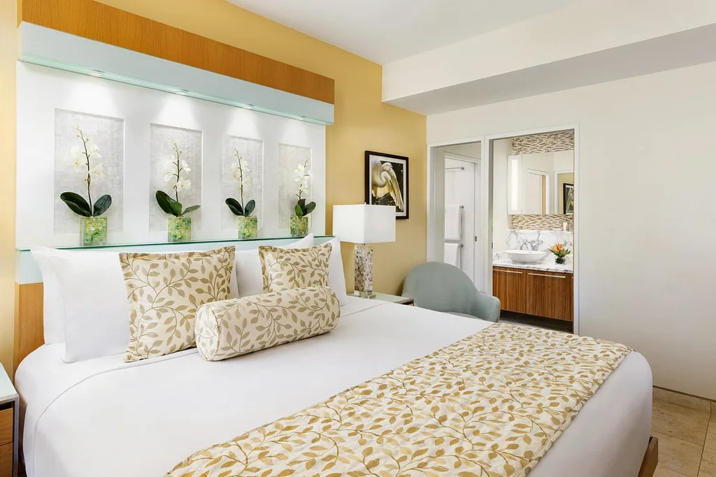 Santa Maria Suites Resort luxury resort room