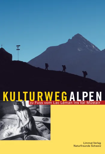 Titelbild der Broschüre Kulturweg Alpen mit Bergsiluethe und Wanderer