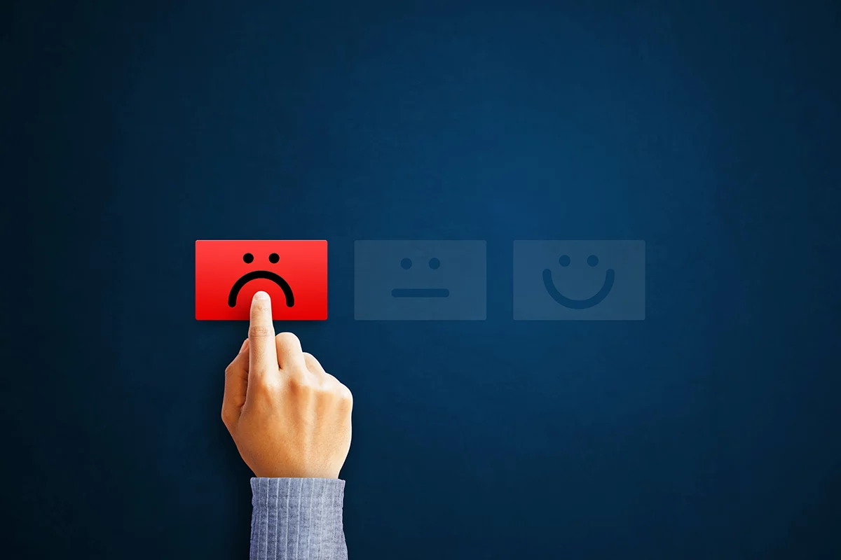 6 ways to combat a negative online review