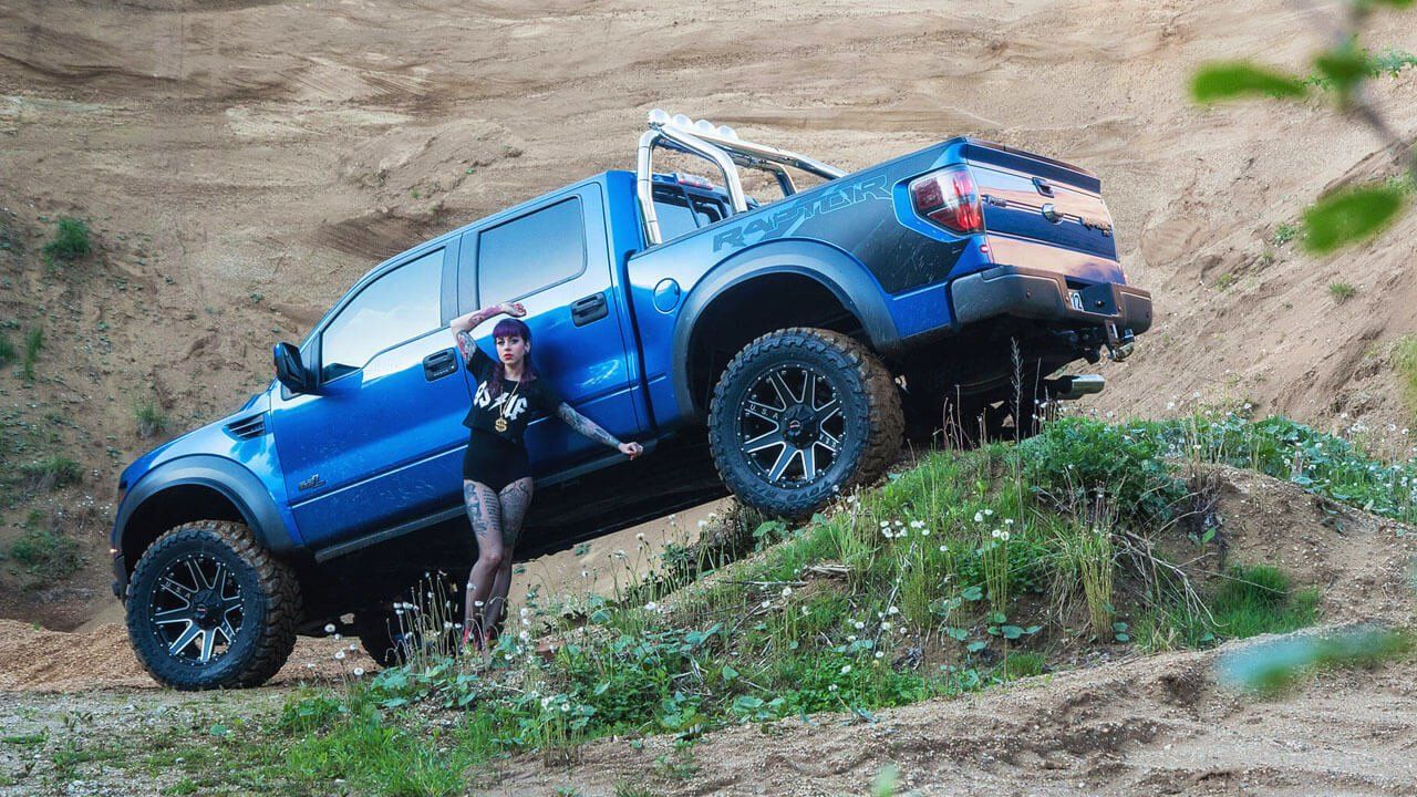 Ford F-150 SVT Raptor 6.2L