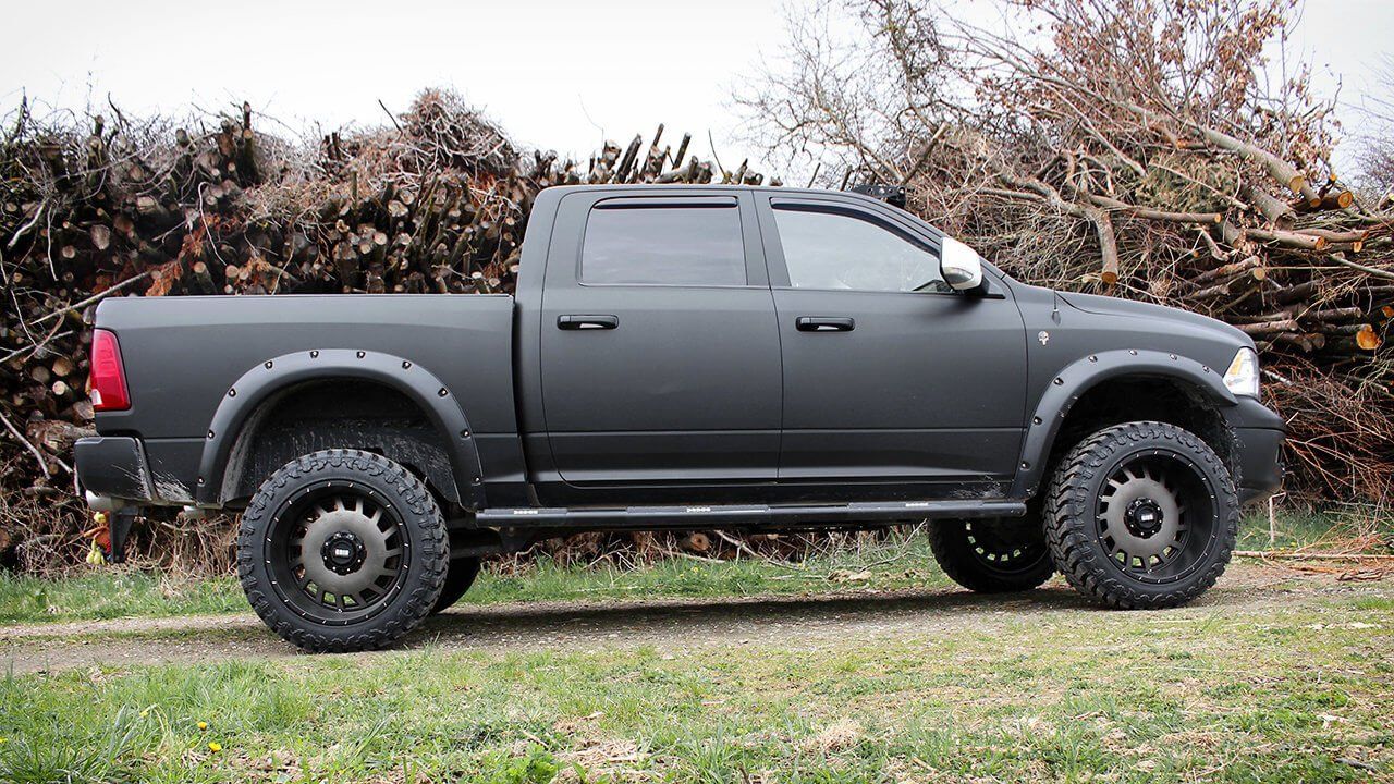 RAM 1500 XL SuperSize StreetLook