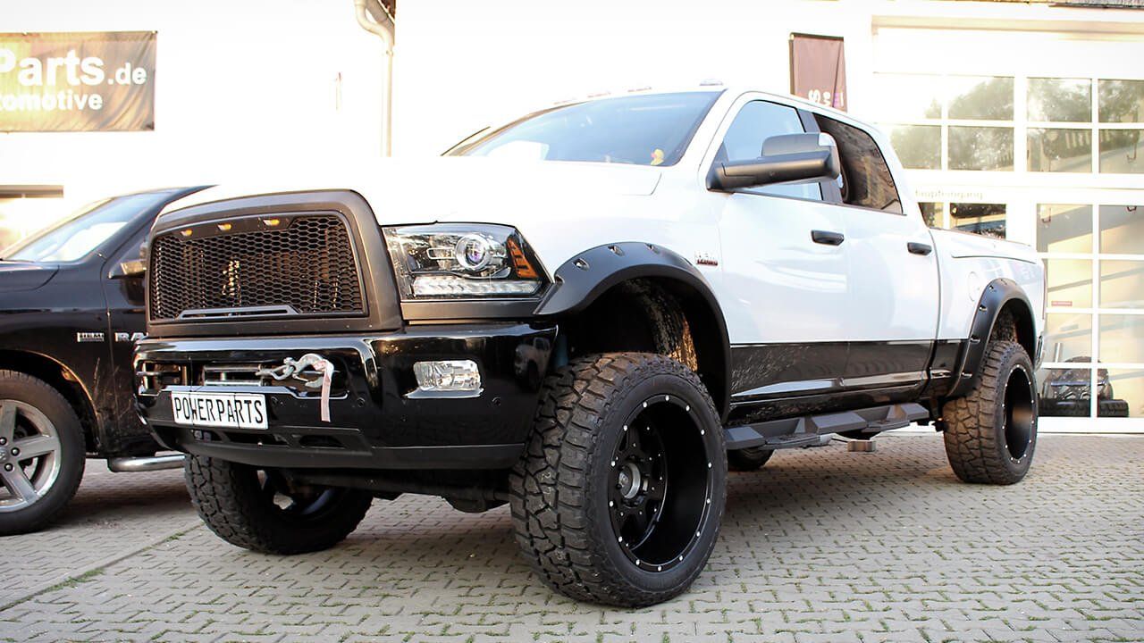 RAM 2500 SuperSize StreetLook