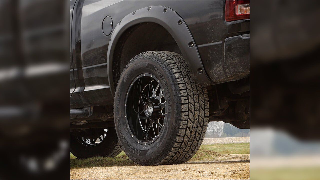 Dodge RAM 1500 mit 6 Zoll SuperSize Paket