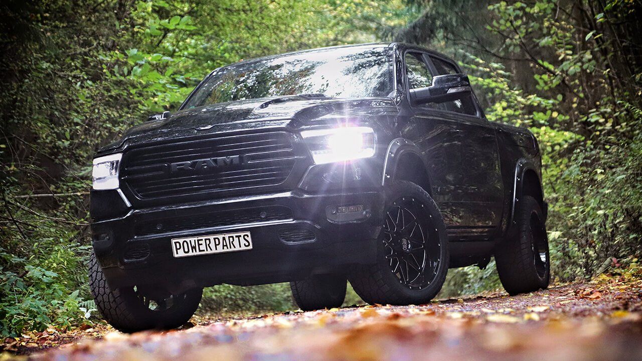 RAM SuperSize StreetTruck mit Crusher Felgen