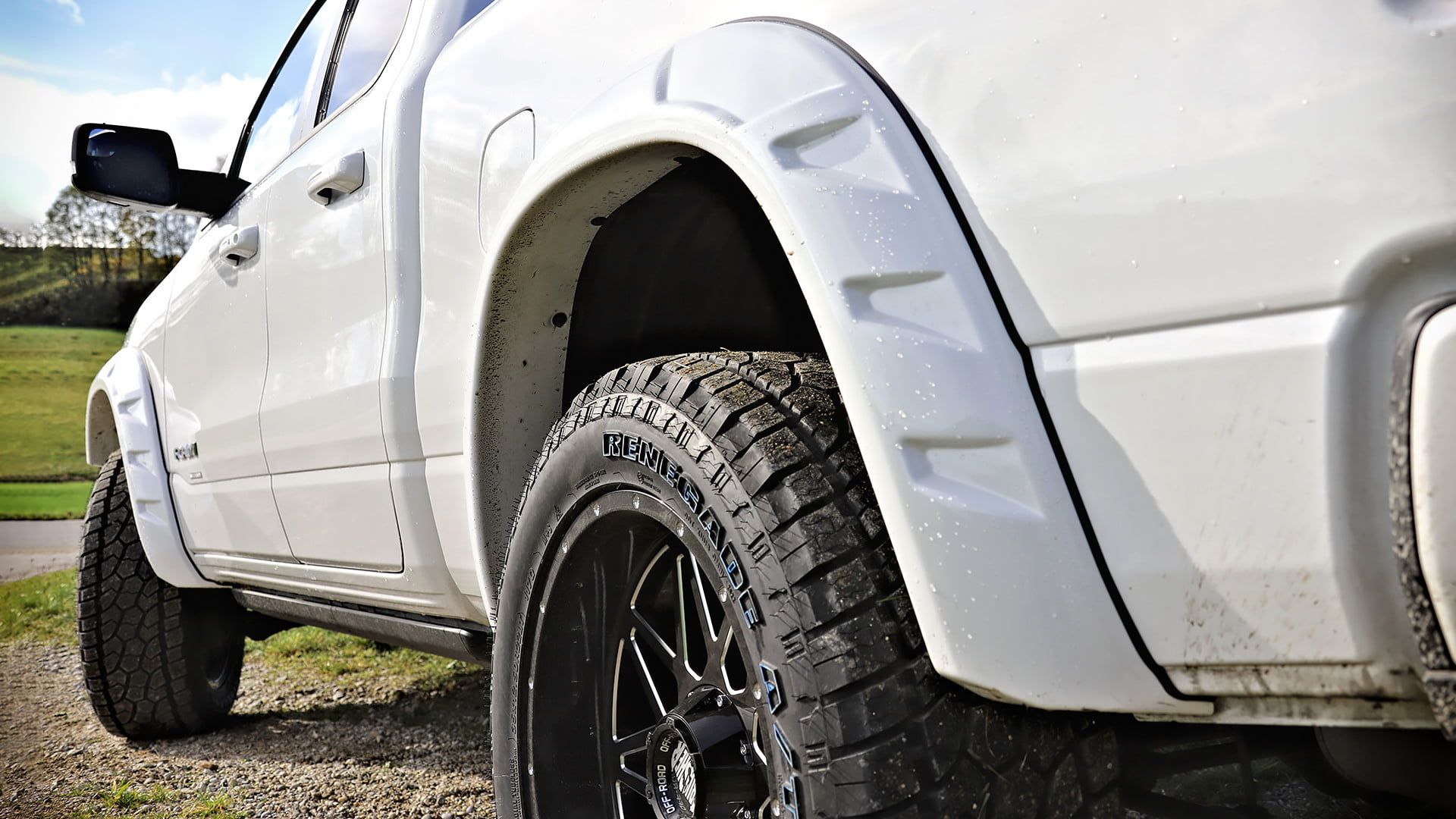 RAM 1500 SuperSize Street Style Kit