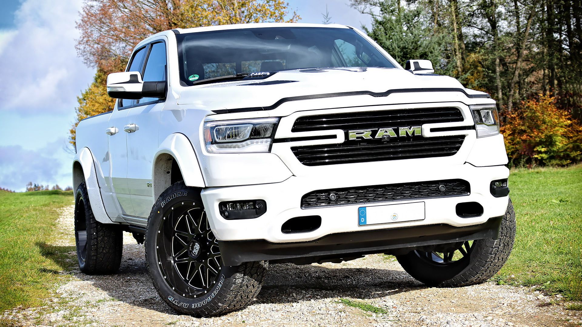 RAM 1500 mit Crusher Felgen