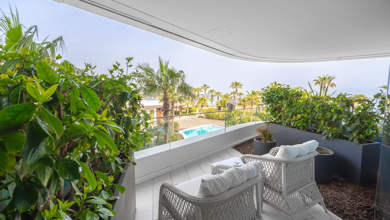 reges-retreat-balkon