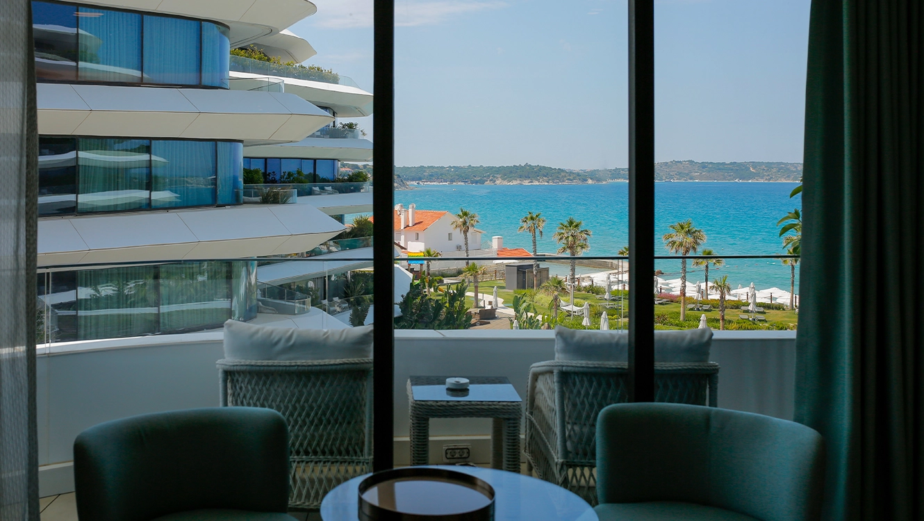 reges-retreat-corner-cam-manzara