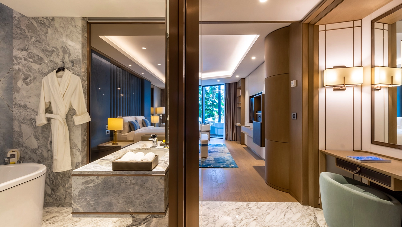 reges-swim-up-suite-kuvet