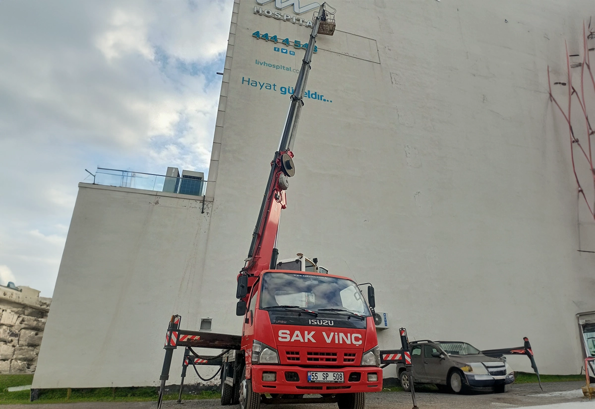 26-metre-sepetli-vinc