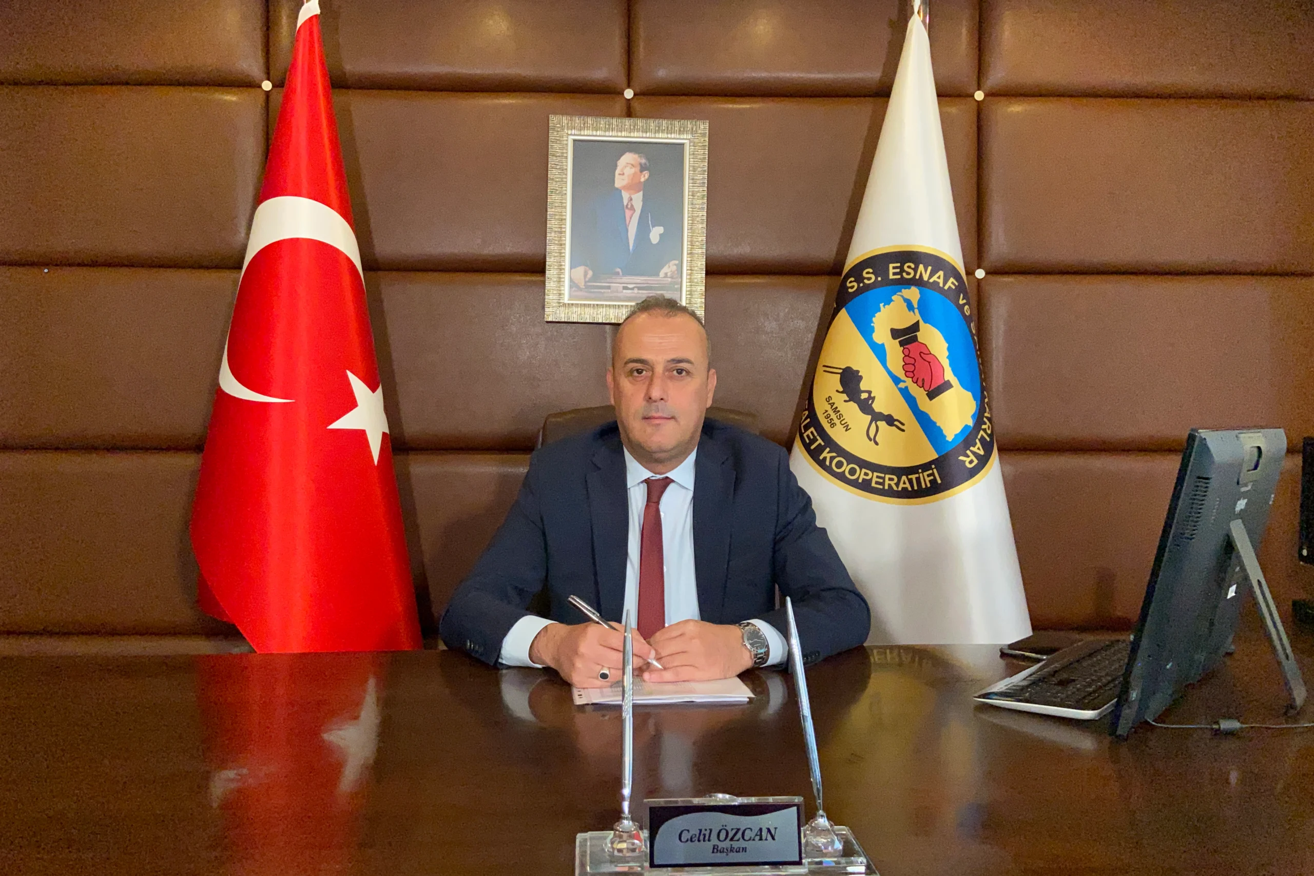 S.S. Samsun Esnaf ve Sanatkarlar Kredi ve Kefalet Kooperatifi Başkanı Celil ÖZCAN S.S. Samsun Esnaf ve Sanatkarlar Kredi ve Kefalet Kooperatifi Başkanı Celil ÖZCAN