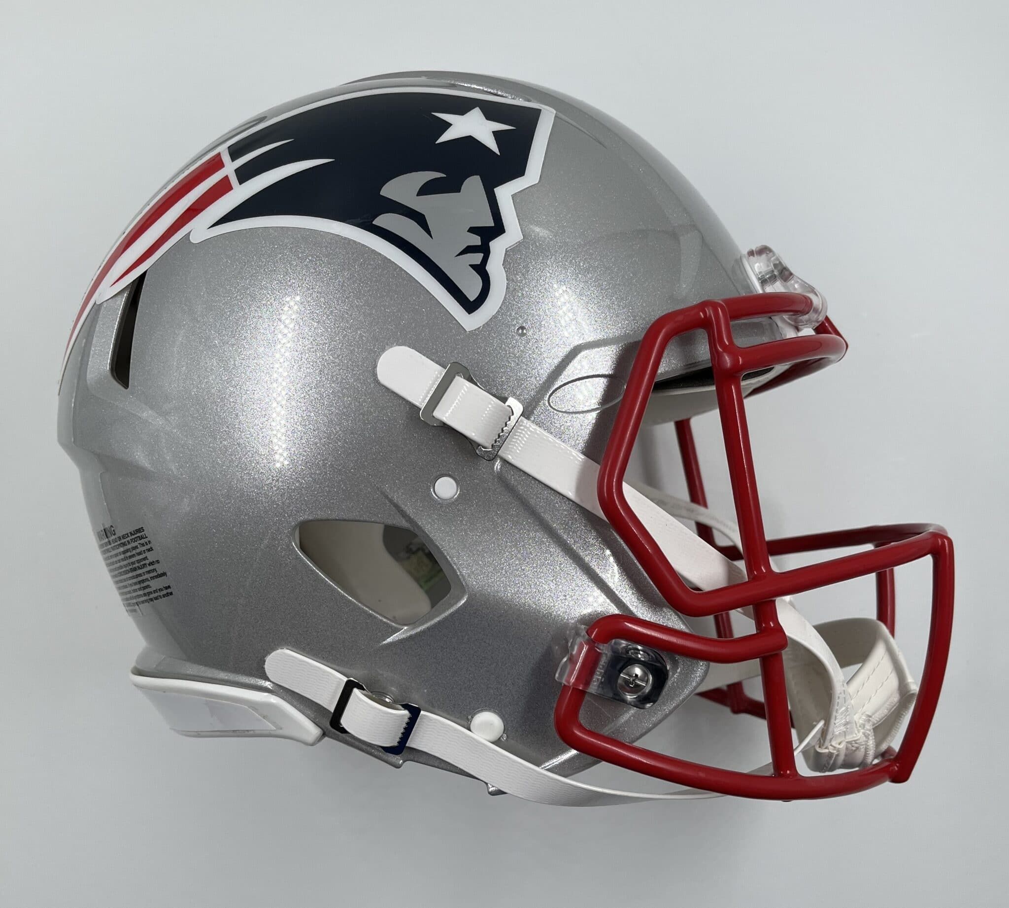 Mac Jones Signed New England Patriots Speed Full Size Authentic Helmet  [B485466]
