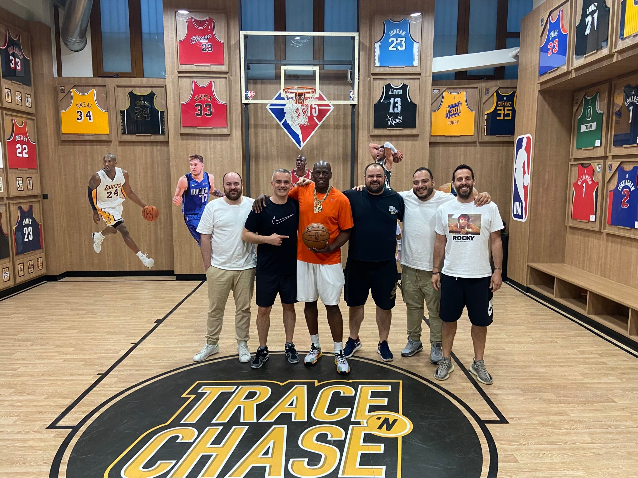 The Trace ‘n Chase team spends a casual Friday evening with former Greek League superstar David Ancrum!
