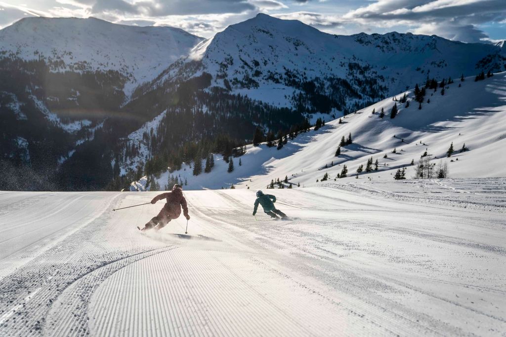 Ski & snowboard