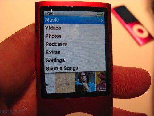 Beşinci nesil iPhone kavisli ekran camıyla iPod nano’nun mirasını yaşatabilir