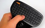 Lenovo’dan multimedya destekli ve klavyeli uzaktan kumanda