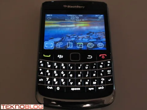 Teknoblog İncelemesi: BlackBerry Bold 9700 – Galeri & Video