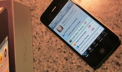 iPhone 4S için untethered jailbreak görüntülendi, çözüm yakın – Video