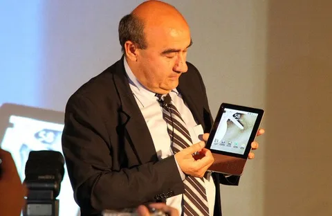 Acer Lenovo’ya danışman olan eski CEO’su Gianfranco Lanci’ye dava açtı