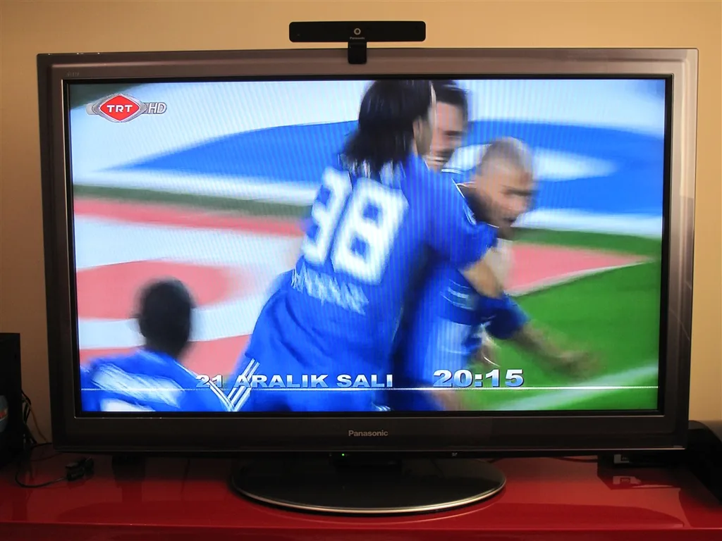 Teknoblog İncelemesi: Skype TV destekli Panasonic TX-L42D25E – Video