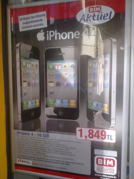 BİM şimdi de iPhone 4 satacak