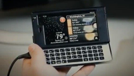 RIM mobil operatörlere henüz hazır olmayan BlackBerry’lere onay vermeleri için baskı mı yapıyor?