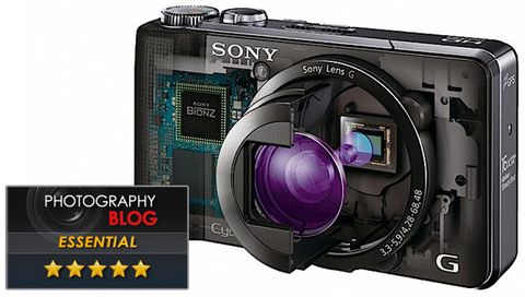 Sony Cyber-shot DSC-HX9V Photography Blog’dan tam puanı kaptı
