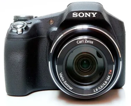 Sony Cyber-shot HX100V inceleme altında