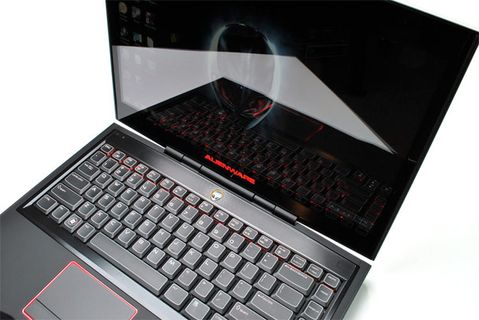 Alienware M14x çoklu inceleme altında