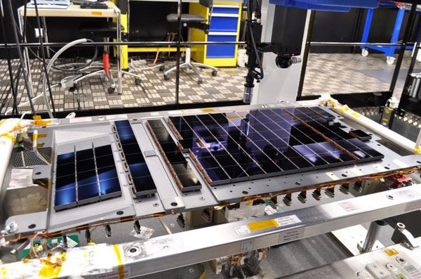 HTC çeşitli telefonlarında açılış yükleyicisinin kilidinin açılması çalışmalarına başlıyor