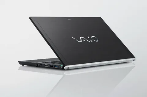 Sony’nin 13 inç’lik ultrataşınabilir bilgisayar serisi VAIO Z yenilenmiş üyeleriyle çıkışa hazırlanıyor