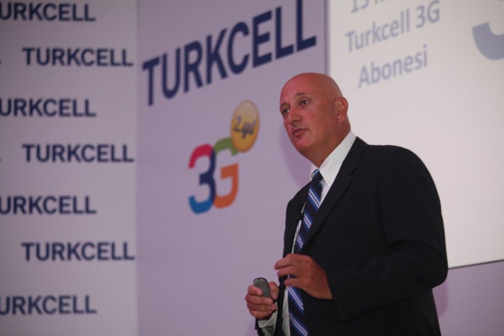 Turkcell ikinci çeyreğe ait finans raporunu açıkladı, abone sayısını ve gelirini arttırdı