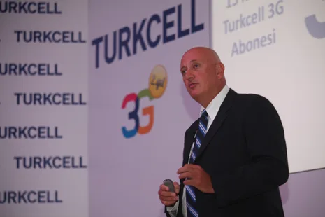 Turkcell ikinci çeyreğe ait finans raporunu açıkladı, abone sayısını ve gelirini arttırdı